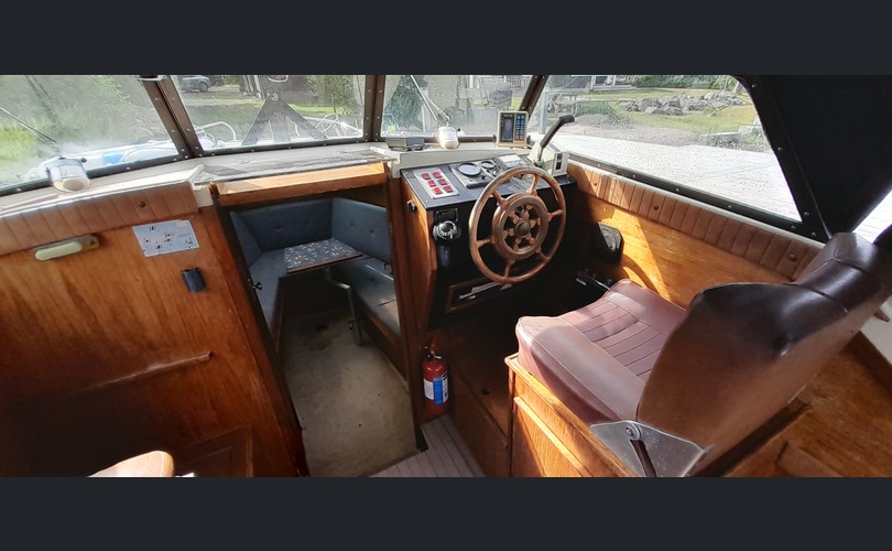 Hanto 24 Kabiinivene-kuva-5